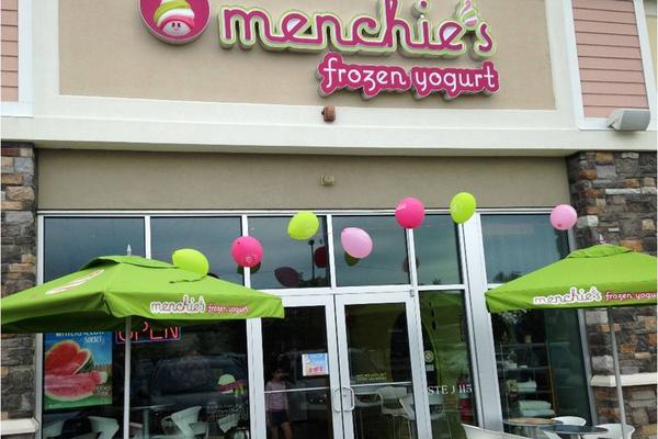 The country’s two largest froyo chains are expanding in the Boston area