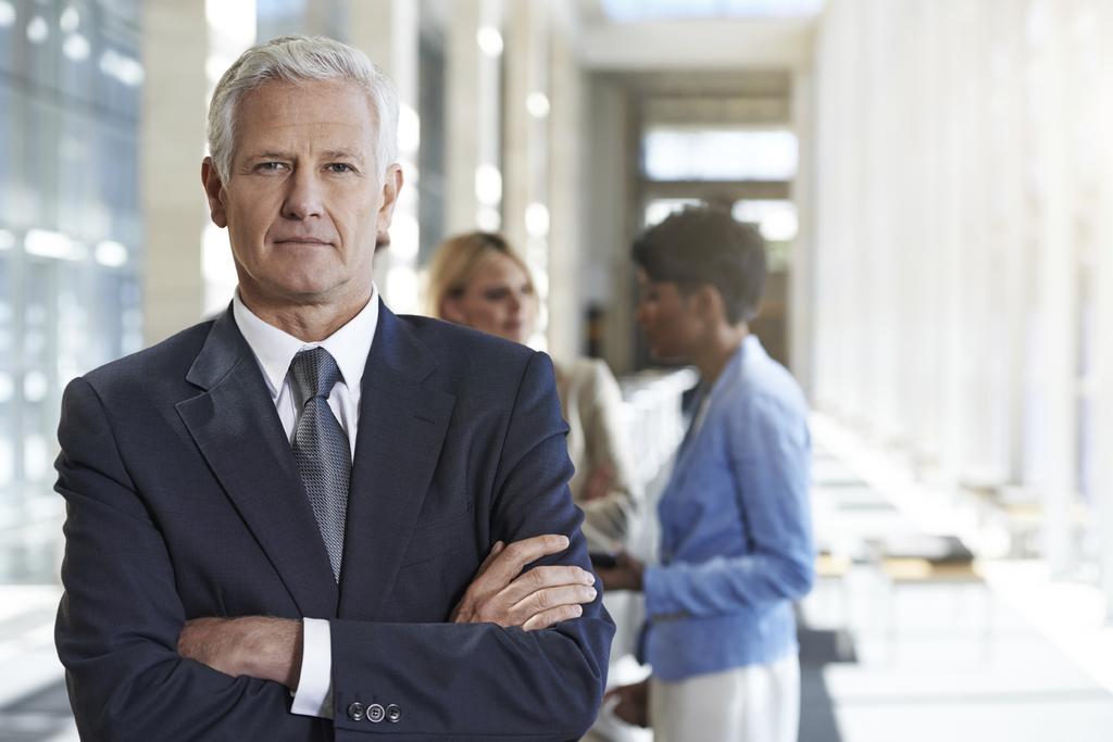 3 ways to advance your senior management career